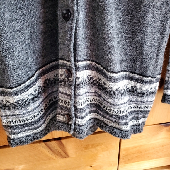 Frisenvang 100% Alpaca Grey Long Cardigan size Small - Picture 3 of 8